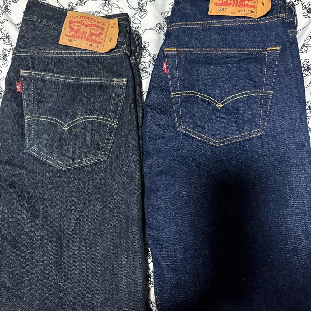 Levi's Men's Denim Jeans in Dark Indigo and Charcoal